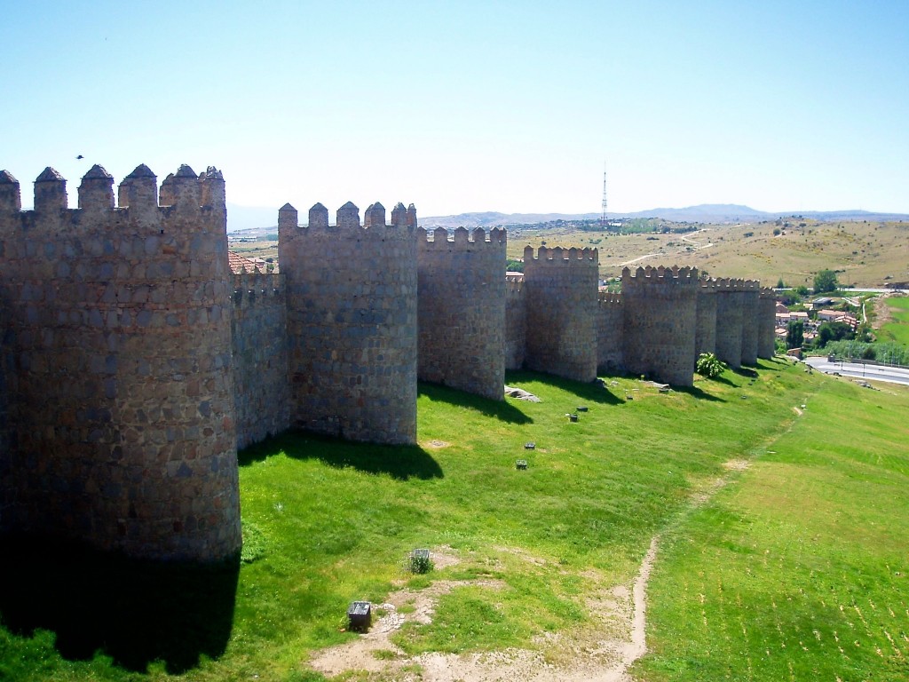 Castilla y Leon - stadsmuren van avila